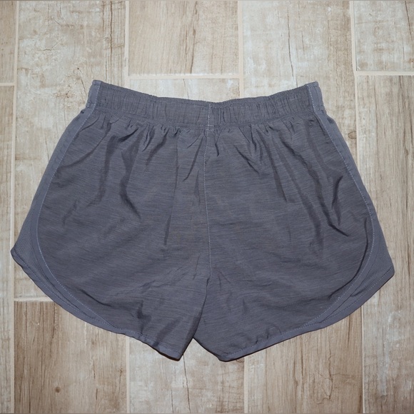 Nike run shorts - Picture 2 of 2